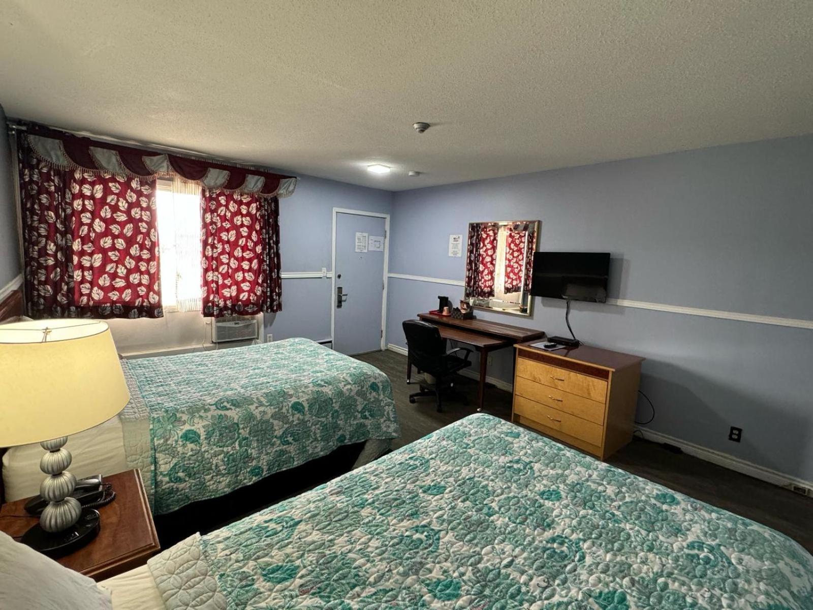 Travel Inn Cochrane Bagian luar foto